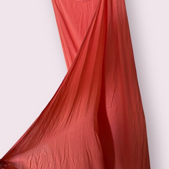Flynn Skye Bella Maxi Dress in Coral Crinkle - Picture 6 of 8